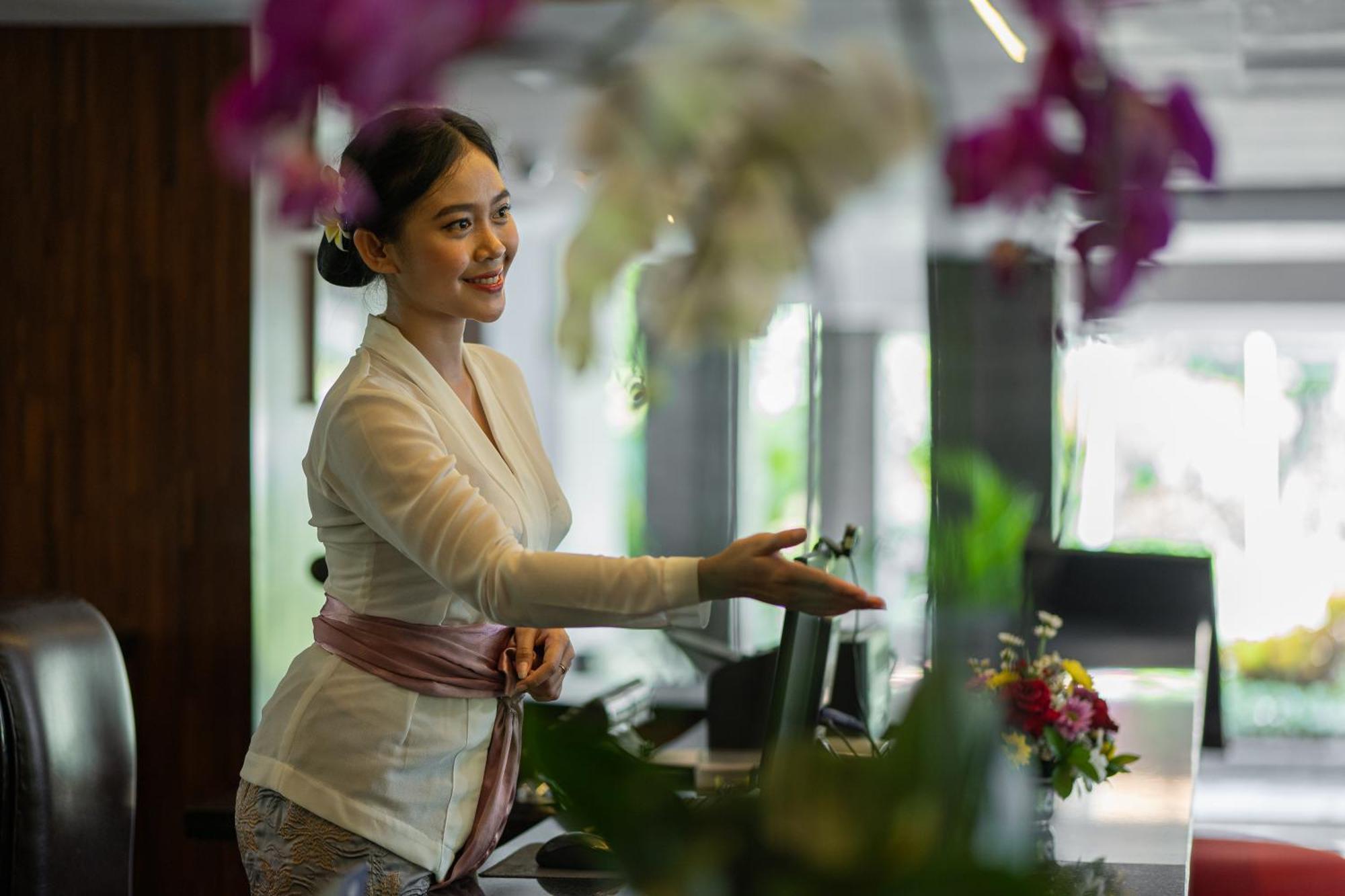 Prime Plaza Suites Sanur - Bali Экстерьер фото